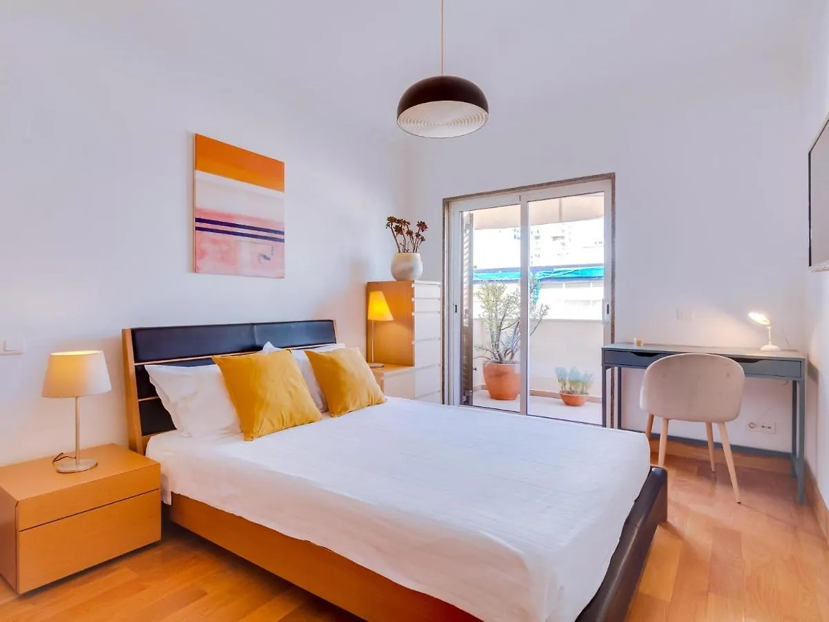 Al - Quarteira Terrace Penthouse Apartment