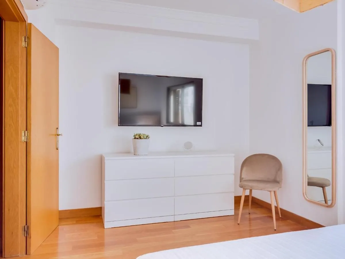 Al - Quarteira Terrace Penthouse Apartment