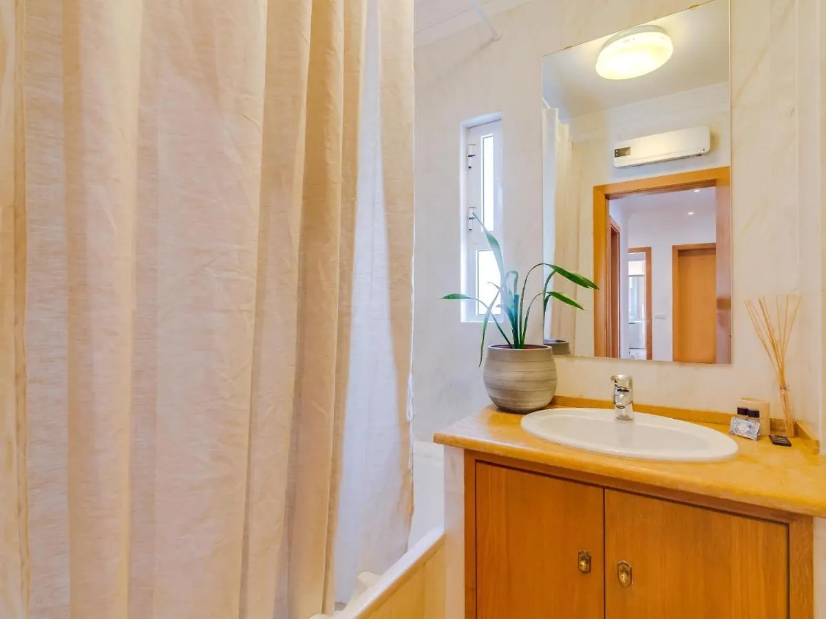Al - Quarteira Terrace Penthouse Apartment Portugal
